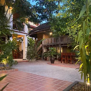 *** Gasthuis Golden Sun Boutique Laos